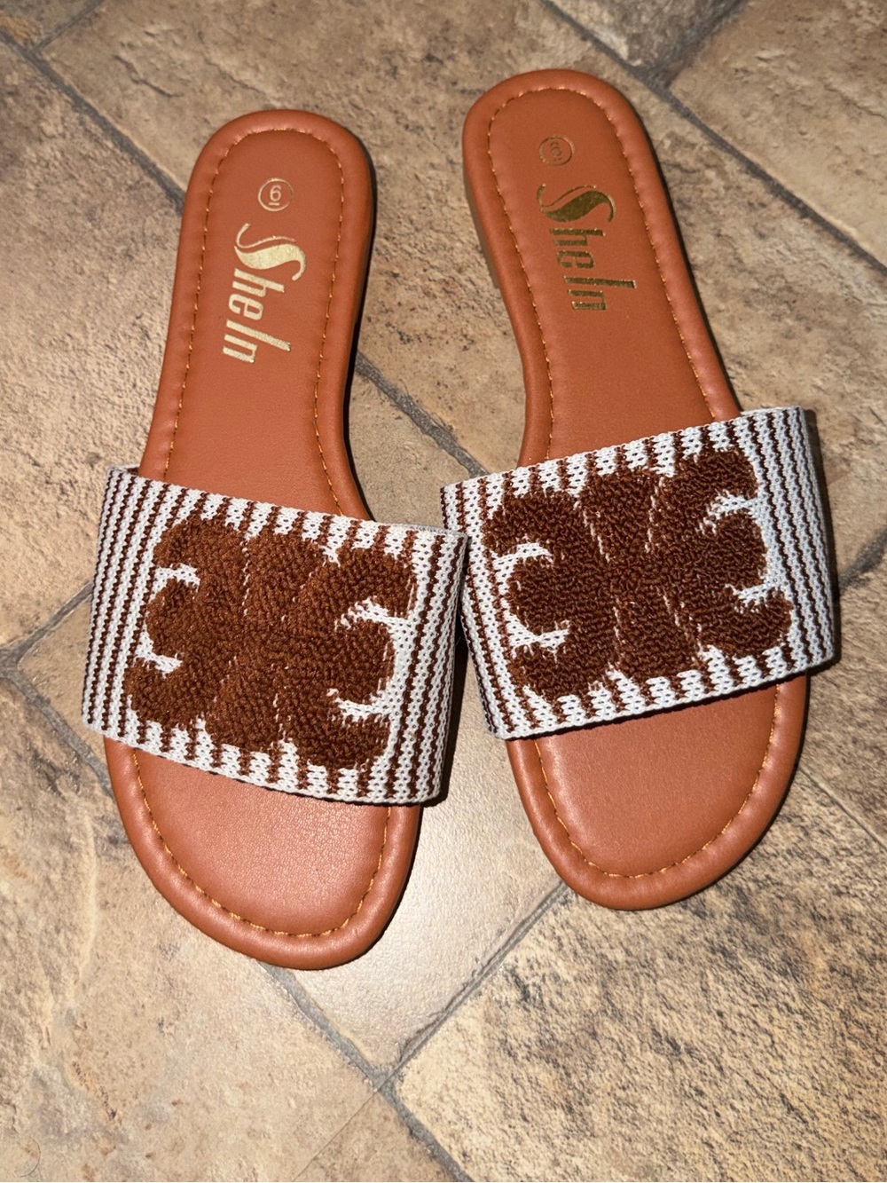 Brown/white sandas flats size 6 New with stickers on the bottoms
